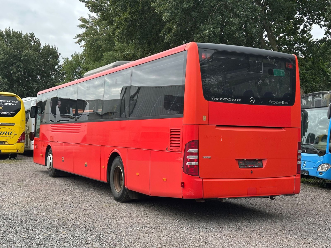 Mercedes-Benz O550 Integro (56 Sitze*Klima*Schalt) - Ônibus suburbano: foto 2 Mercedes-Benz O550 Integro (56 Sitze*Klima*Schalt) - Ônibus suburbano: foto 2