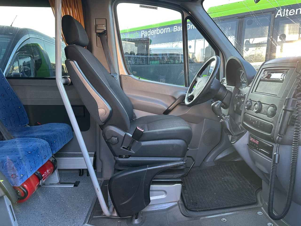 Mercedes-Benz Sprinter 516 CDi (DE*Klima*Reise*Motor Neu) - Minibus, Furgão de passageiros: foto 4 Mercedes-Benz Sprinter 516 CDi (DE*Klima*Reise*Motor Neu) - Minibus, Furgão de passageiros: foto 4