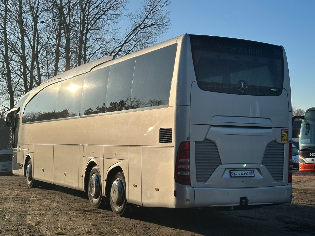 Mercedes-Benz Travego O580 16 RHD-M LuxLine*Eur6*SchweizerBus - Autocarro: foto 2 Mercedes-Benz Travego O580 16 RHD-M LuxLine*Eur6*SchweizerBus - Autocarro: foto 2
