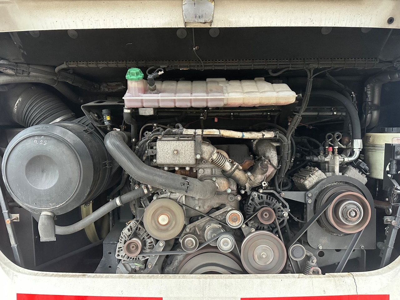 Neoplan P15 Cityliner Toterwinken Assist*EEV*57Sitze - Autocarro: foto 3 Neoplan P15 Cityliner Toterwinken Assist*EEV*57Sitze - Autocarro: foto 3