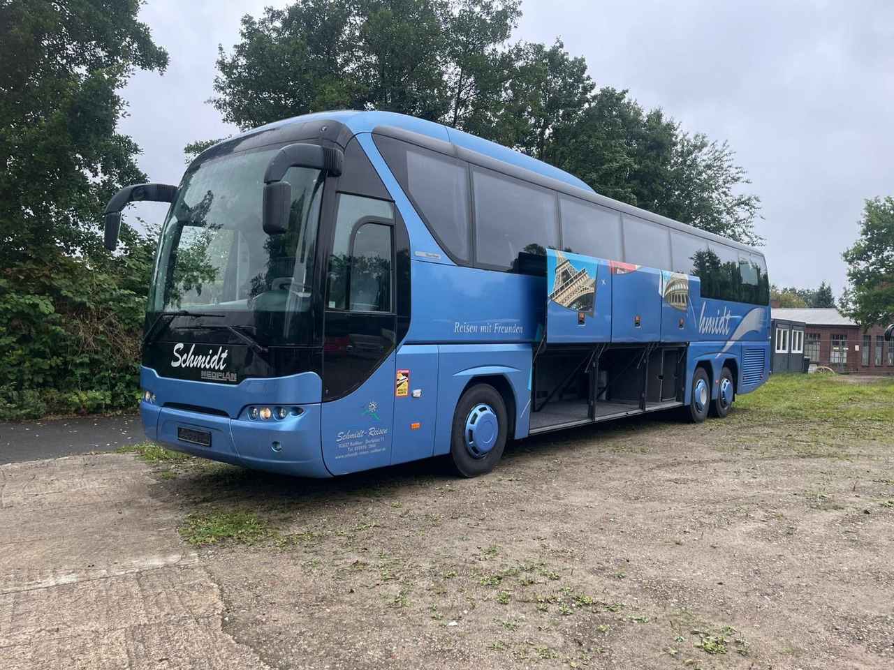 Neoplan Tourliner L P22 (59 Sitze*Schalt*TOP*DE) - Autocarro: foto 1 Neoplan Tourliner L P22 (59 Sitze*Schalt*TOP*DE) - Autocarro: foto 1