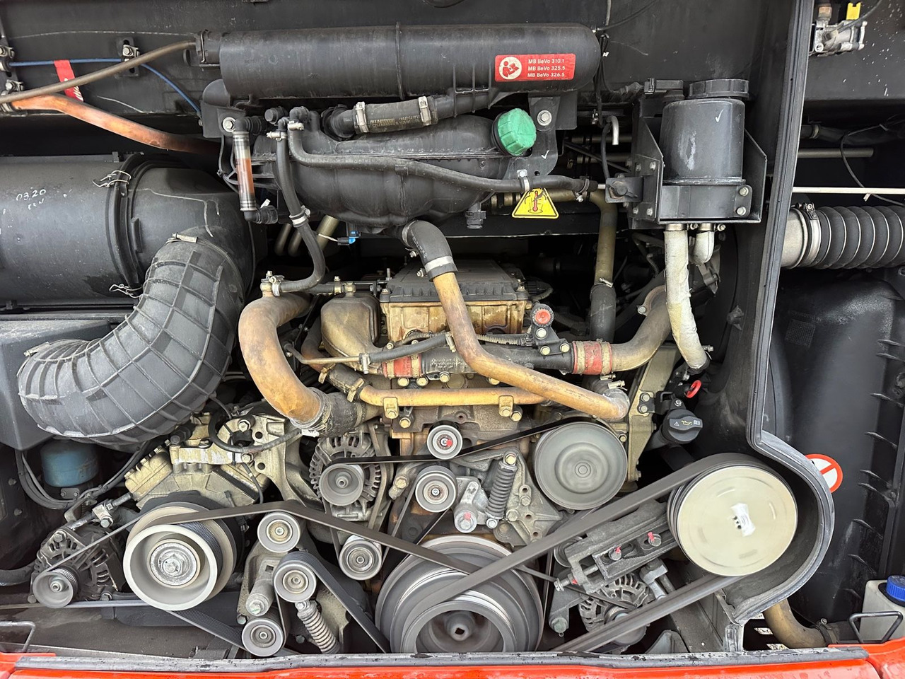 Setra S 515 HD (12.30 M*DE-Bus*TOP) - Autocarro: foto 4 Setra S 515 HD (12.30 M*DE-Bus*TOP) - Autocarro: foto 4