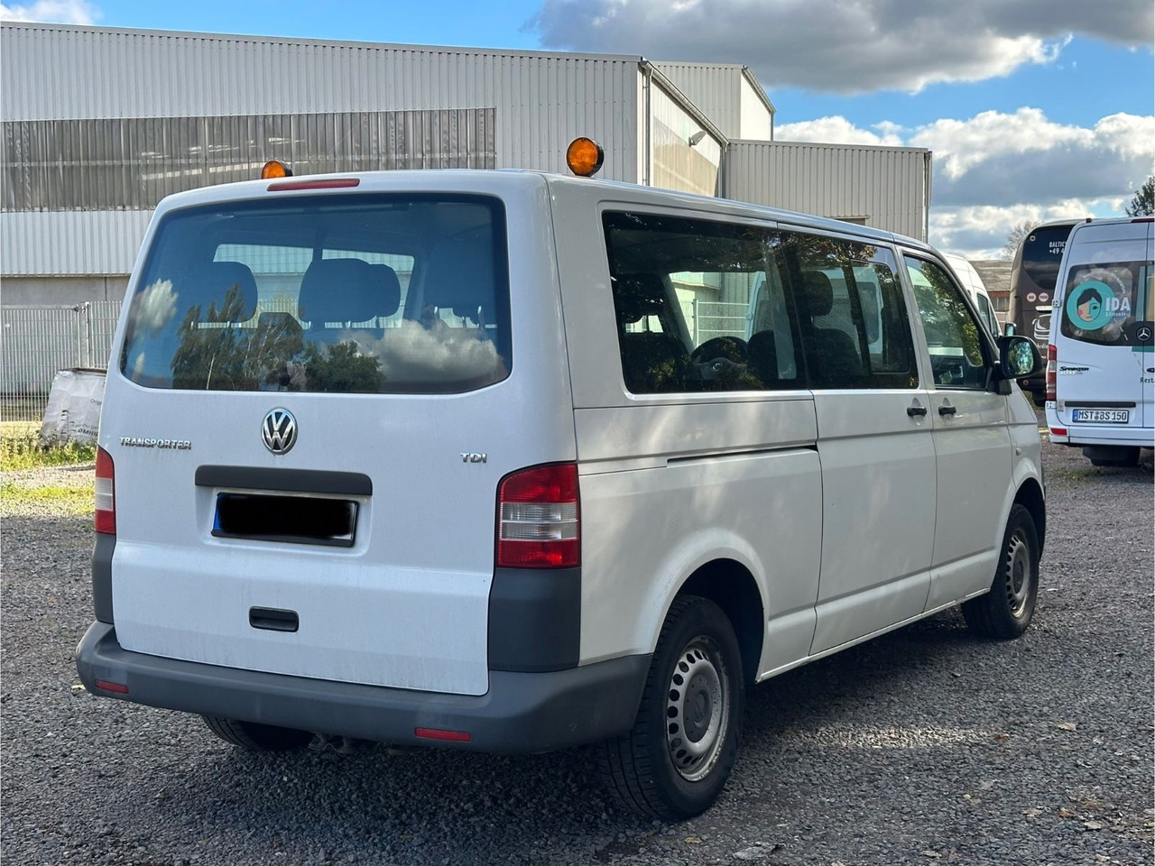 Volkswagen T5 Kombi - Furgão de passageiros: foto 2 Volkswagen T5 Kombi - Furgão de passageiros: foto 2